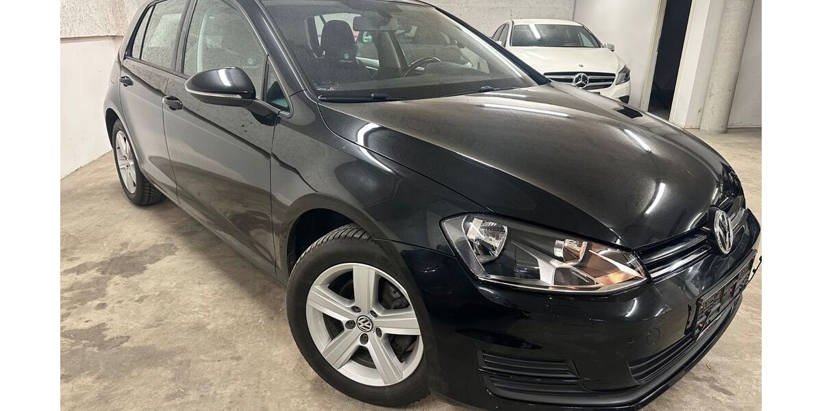 VW Golf 220.000 km 8.490 &euro; Freiberg am Neckar 71691