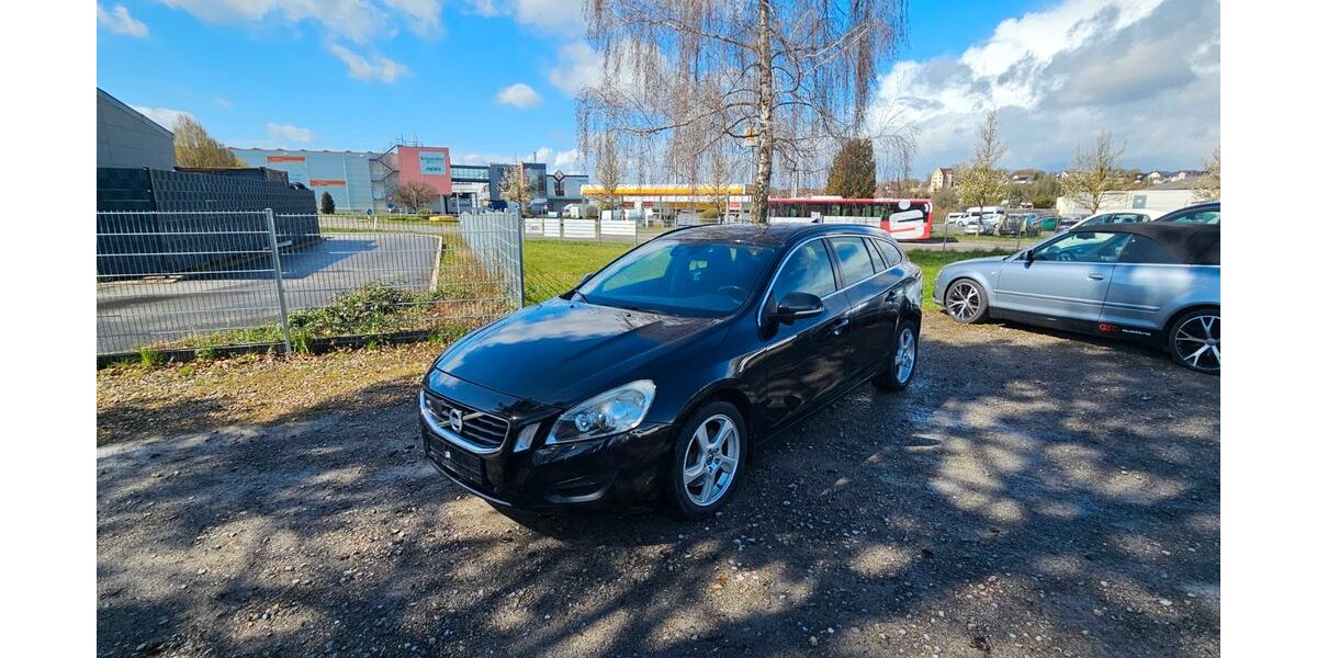 Volvo V60 401.159 km 4.200 &euro; Neuenstadt am Kocher 74196
