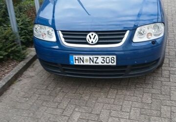 VW Touran 305.000 km 900 &euro; Neudenau 74861