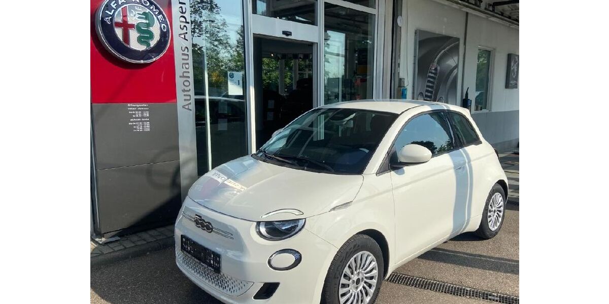 Fiat 500e 12.900 km 19.990 &euro; Asperg 71679