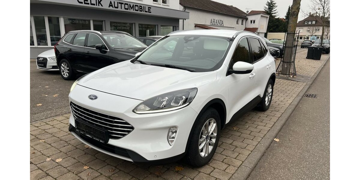 Ford Kuga TCDI Titanium 1 Hand navi 160.000 km 15.490 &euro; Neckarsulm 74172