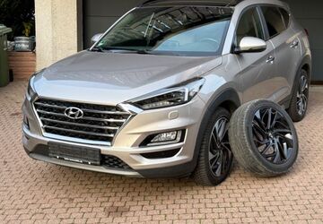 Hyundai TUCSON 113.900 km 19.850 &euro; Mundelsheim 74395