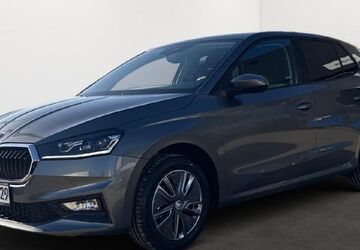 Skoda Fabia 4.000 km 27.439 &euro; Ingersheim 74379