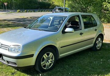 VW Golf 230.000 km 950 &euro; Heilbronn 74080