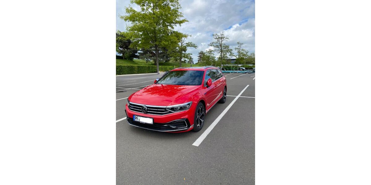 VW Passat Variant 65.000 km 24.249 &euro; Sternenfels 75447