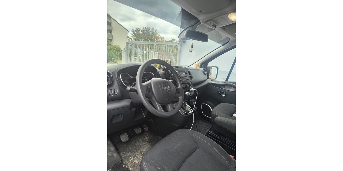 Opel Vivaro 149.500 km 18.947 &euro; Lauffen am Neckar 74348