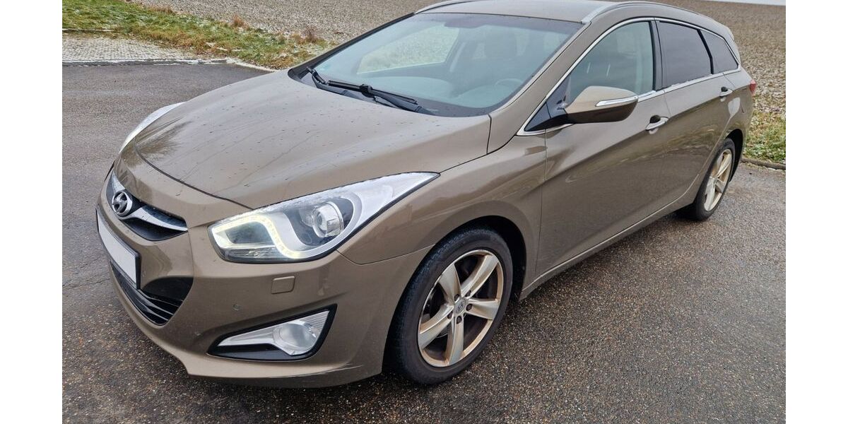 Hyundai i40 206.000 km 4.150 &euro; Gemmingen 75050