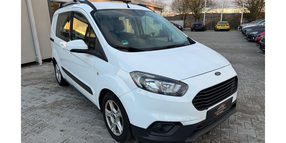 Ford Tourneo Courier 149.000 km 4.390 &euro; Öhringen 74613