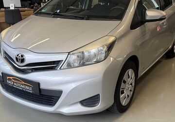 Toyota Yaris 122.000 km 9.000 &euro; Heilbronn 74078