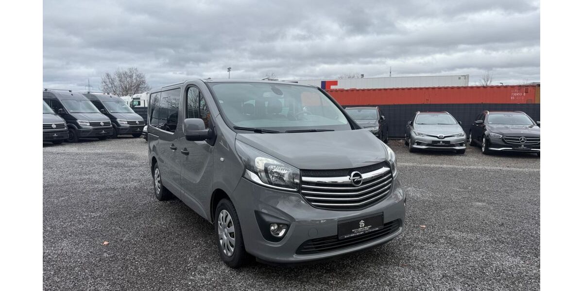 Opel Vivaro 181.000 km 13.999 &euro; Sachsenheim 74343