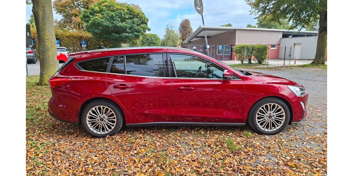 Ford Focus 113.000 km 12.490 &euro; Ilsfeld 74360