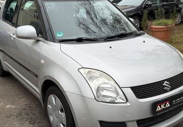 Suzuki Swift 53.500 km 4.900 &euro; Ludwigsburg 71638
