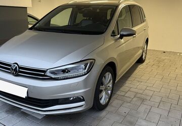 VW Touran 5.500 km 34.000 &euro; Weinsberg 74189