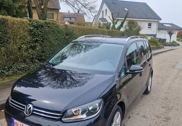 VW Touran 152.000 km 9.500 &euro; Langenbrettach 74243