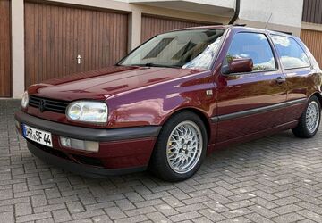 VW Golf 151.000 km 7.300 &euro; Bretzfeld 74626