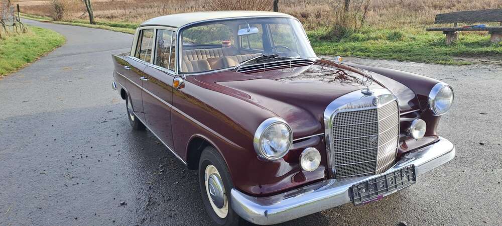 Mercedes-Benz 190 114.184 km 21.400 &euro; Erligheim 74391