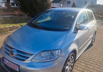 VW Golf 68.000 km 6.000 &euro; Langenbrettach 74243