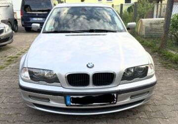 BMW 323 172.000 km 5.890 &euro; Großbottwar 71723