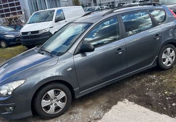 Hyundai i30 167.000 km 2.550 &euro; Ludwigsburg 71642