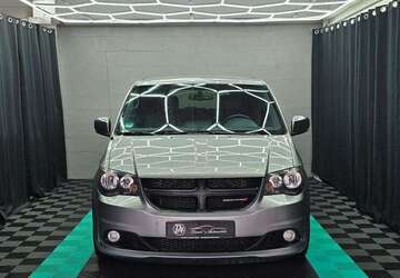 Dodge Grand Caravan 90.500 km 17.987 &euro; Bietigheim-Bissingen 74321