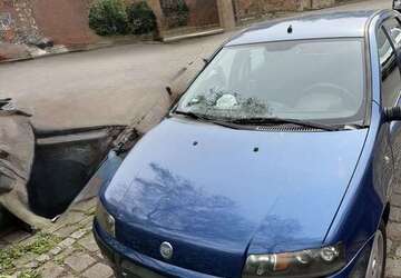 Fiat Punto 165.972 km 1.300 &euro; Lauffen 74348