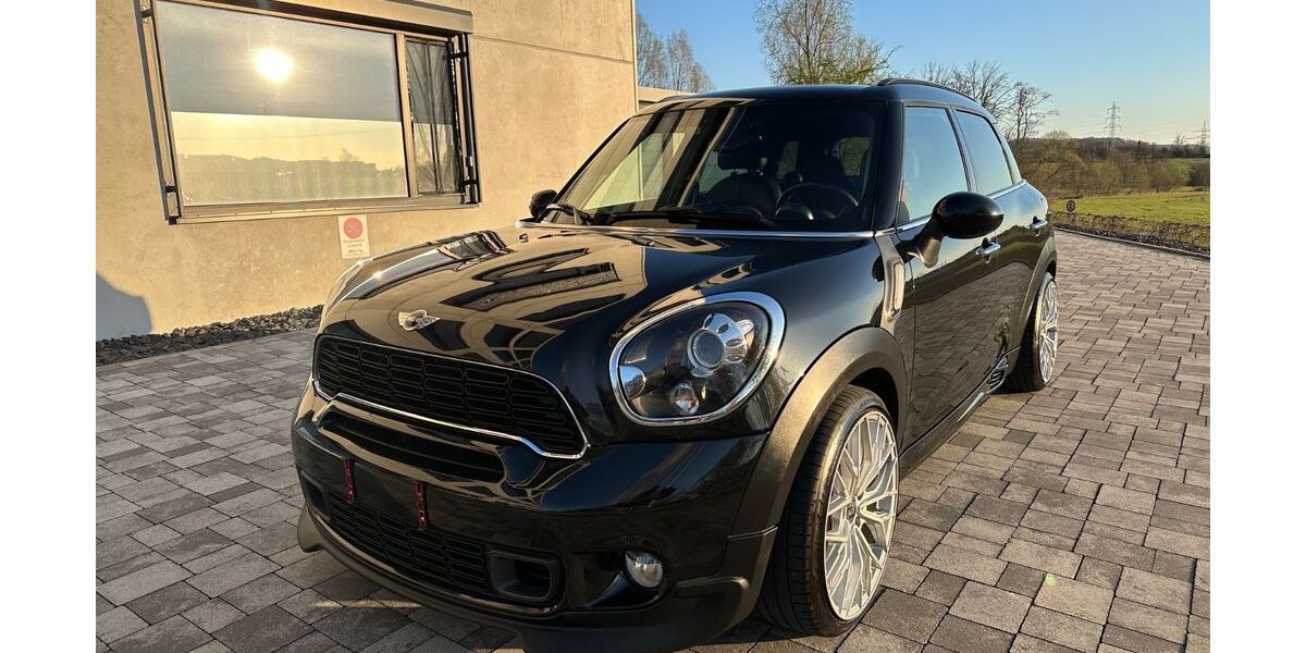 Mini John Cooper Works 126.233 km 11.800 &euro; Backnang 71522