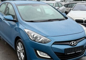 Hyundai i30 154.000 km 5.799 &euro; Gundelsheim 74831