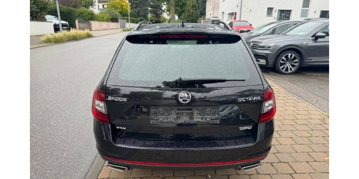 Skoda Octavia Combi RS 2.0 TDI 4x4 143.000 km 18.990 &euro; Neckarsulm 74172