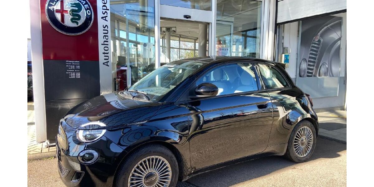 Fiat 500e 18.900 km 17.990 &euro; Asperg 71679