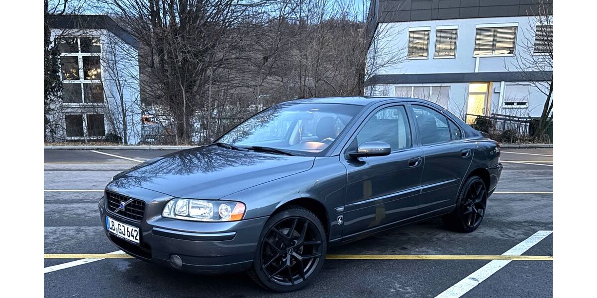 Volvo S60 127.749 km 10.799 &euro; Ludwigsburg 71642