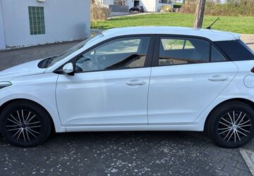 Hyundai i20 106.000 km 7.000 &euro; Sinsheim 74889