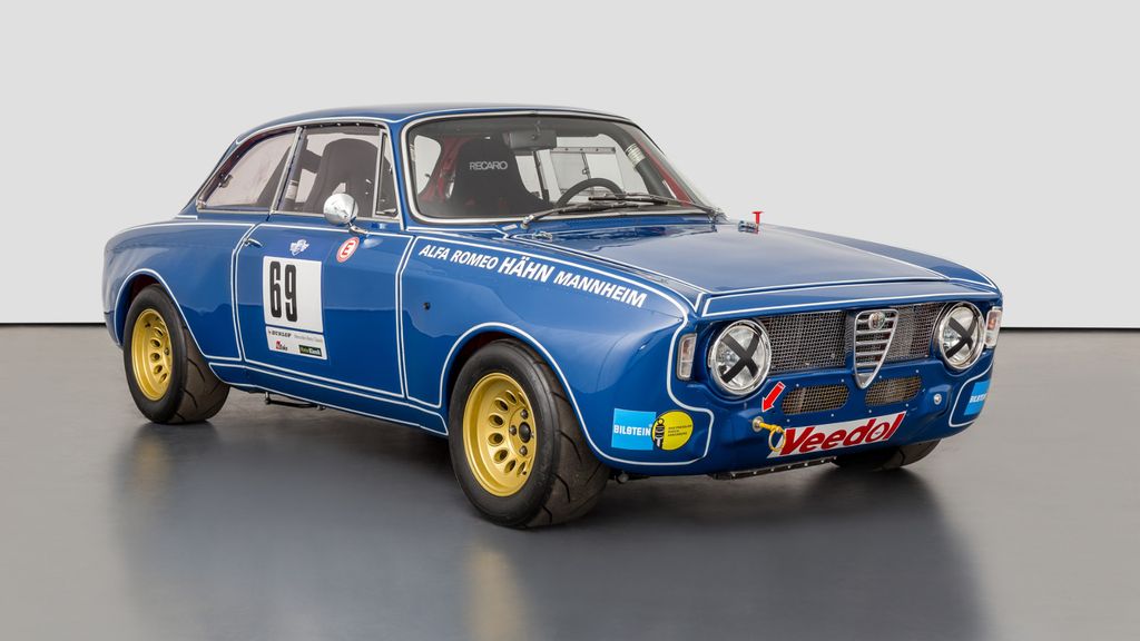 Alfa Romeo Giulia 1.500 km 215.000 &euro; Pleidelsheim 74385