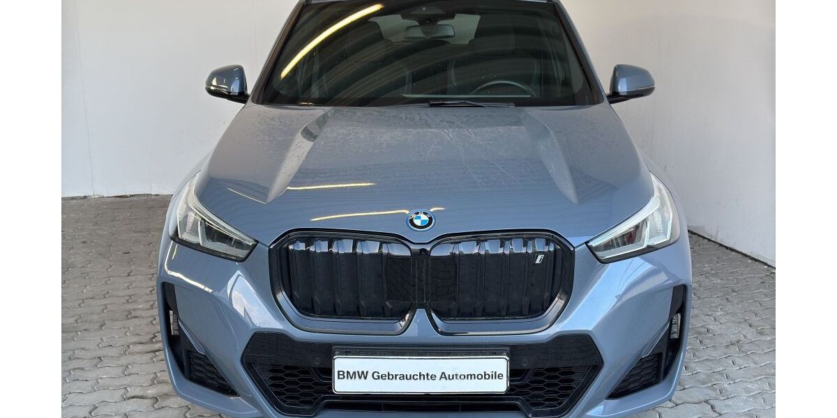 BMW iX1 24.645 km 38.480 &euro; Heilbronn 74076