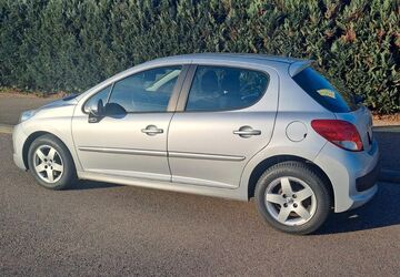 Peugeot 207 94.000 km 3.850 &euro; Möglingen 71696