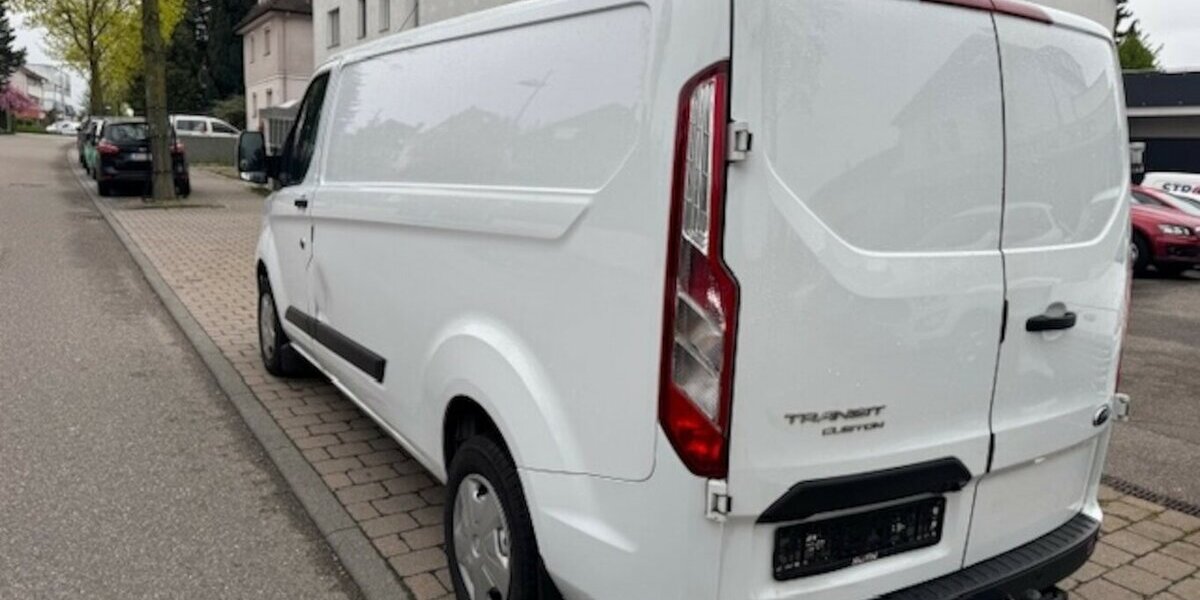 Ford Transit Custom 2.0 TDCI Kasten 300 L2 Trend 113.850 km 6.990 &euro; Neckarsulm 74172