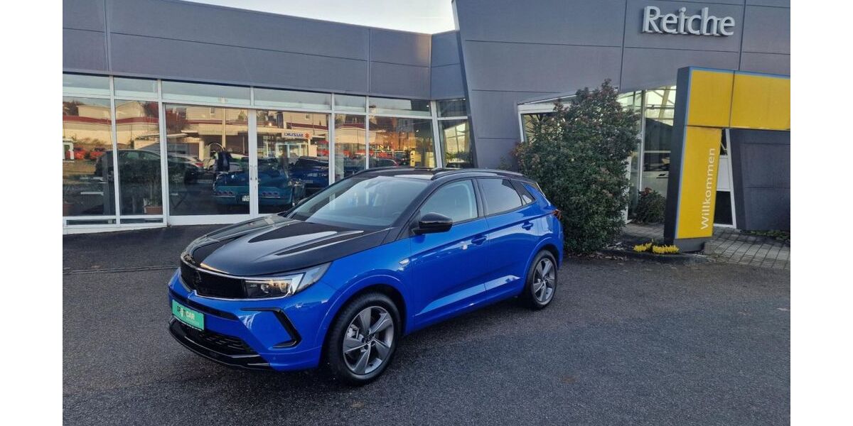 Opel Grandland (X) 11.599 km 31.490 &euro; Großbottwar 71723