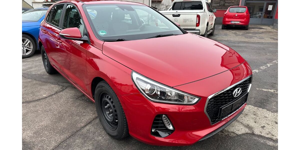 Hyundai i30 69.078 km 10.990 &euro; Heilbronn 74080