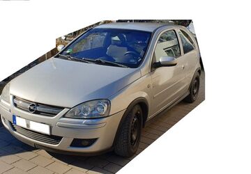 Opel Corsa 186.500 km 2.590 &euro; Mainhardt 74535