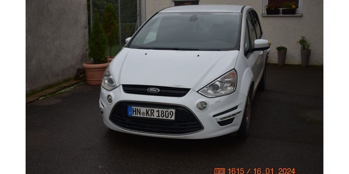 Ford S-Max 272.000 km 3.950 &euro; Cleebronn 74389