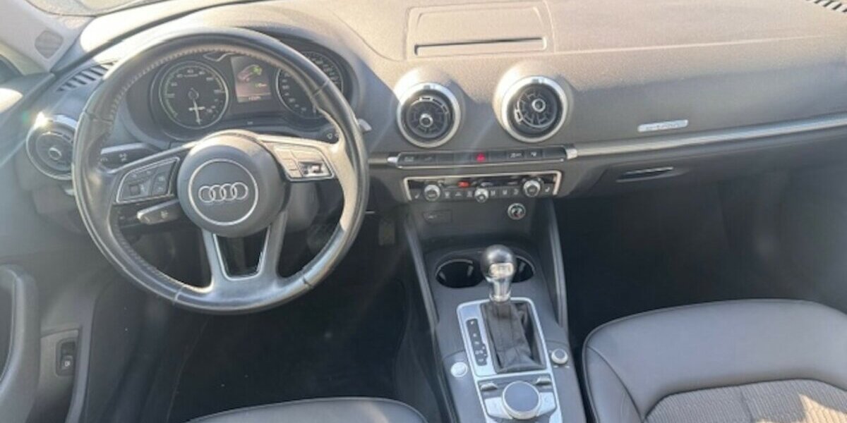 Audi A3 1.4 e-tron design Automatik Leder Navi 116.000 km 14.990 &euro; Neckarsulm 74172