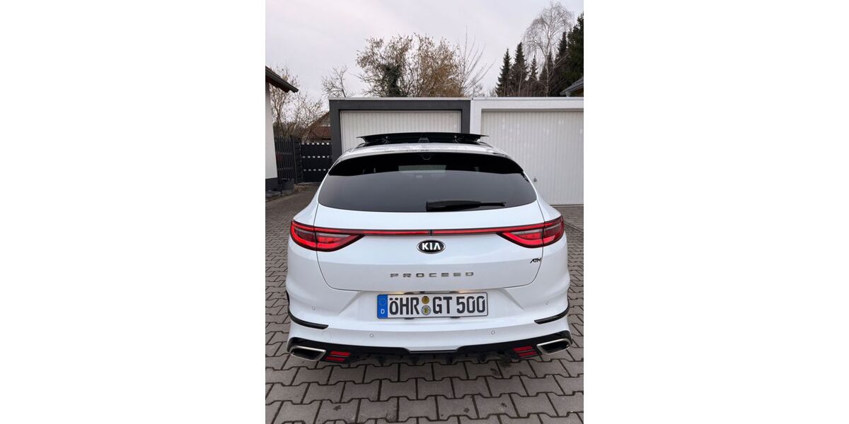 Kia pro ceed / ProCeed 165.000 km 15.400 &euro; Pfedelbach 74629