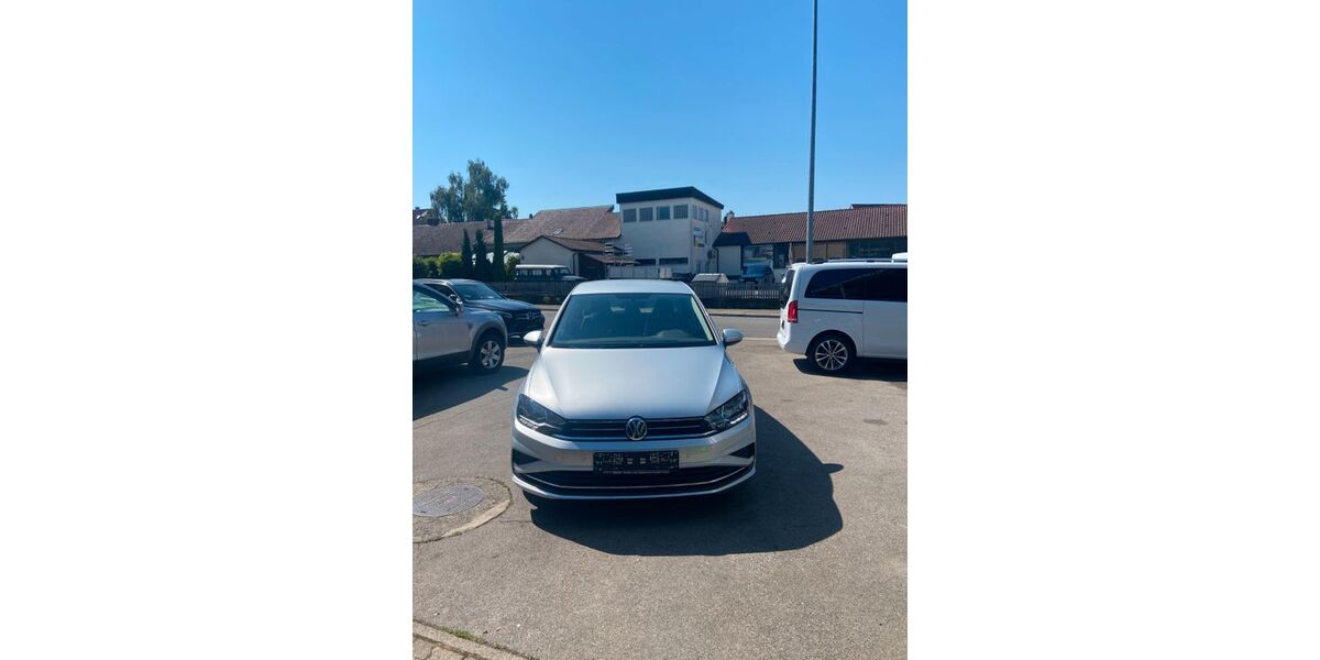 VW Golf 54.000 km 14.700 &euro; Asperg 71679