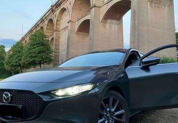 Mazda 3 55.000 km 27.407 &euro; Bietigheim-Bissingen 74321