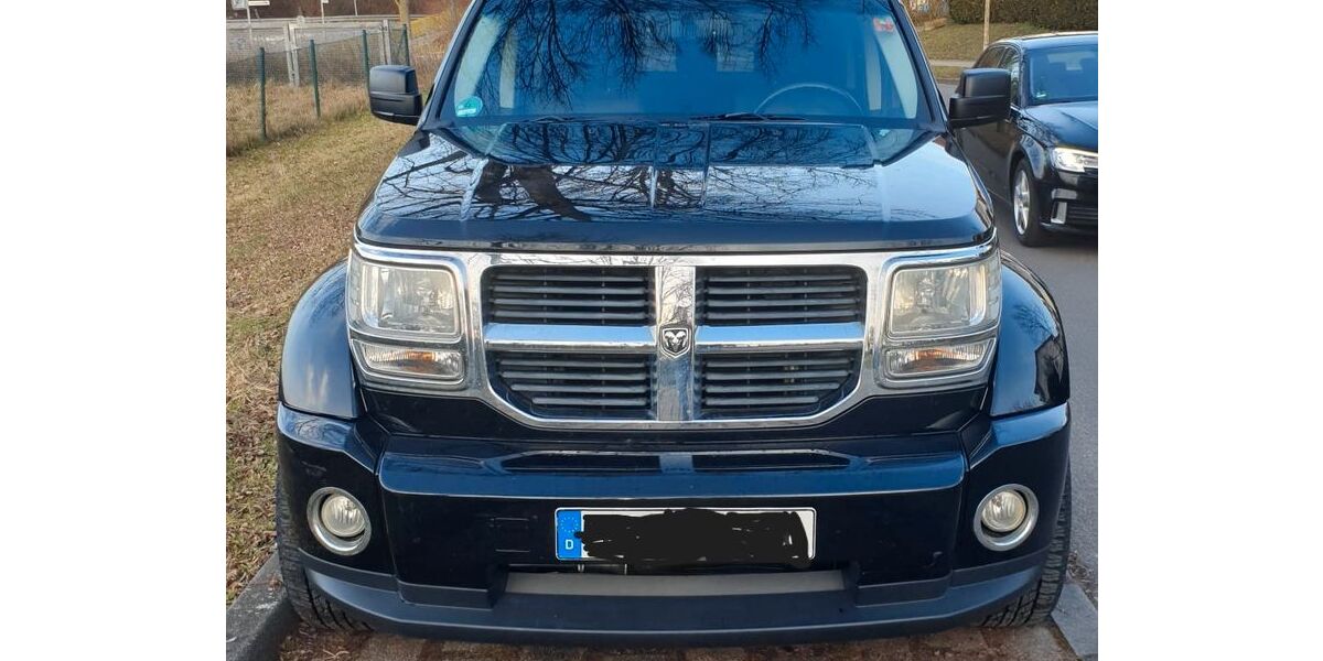 Dodge Nitro 139.600 km 6.950 &euro; Heilbronn 74072