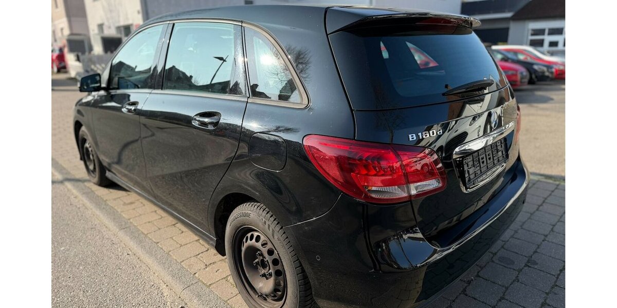 Mercedes-Benz B 180 CDI d Automatik 1. Hand 98.000 km 11.490 &euro; Neckarsulm 74172