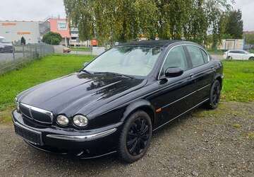 Jaguar X-Type 196.895 km 3.500 &euro; Neuenstadt am Kocher 74196