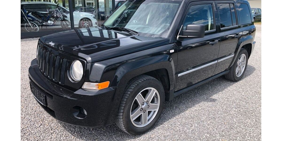 Jeep Patriot 263.000 km 5.950 &euro; Öhringen 74613