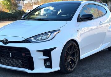 Toyota Yaris 32.000 km 37.490 &euro; Möglingen 71696