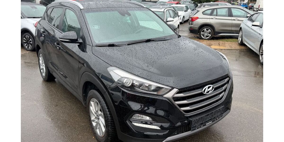 Hyundai TUCSON 92.000 km 13.499 &euro; Gundelsheim 74831