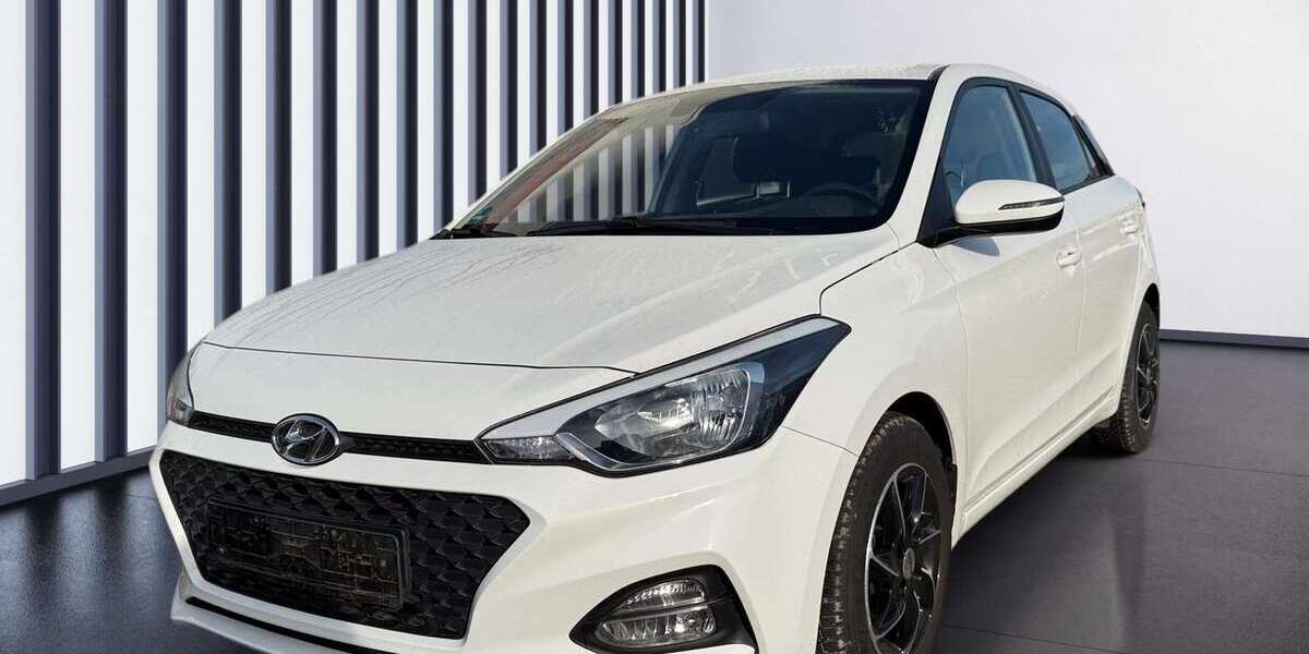 Hyundai i20 76.990 km 10.488 &euro; Zaberfeld - Michelbach 74374